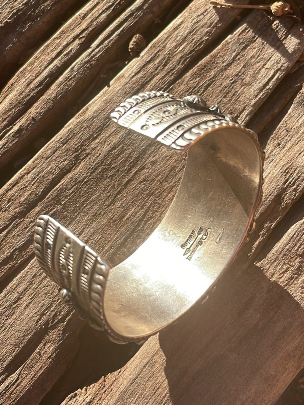 D. Becenti Handcrafted Black Onyx Sterling-Style Cuff Bracelet - Picture 4 of 5